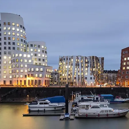 Comeback Zentrum I Dusseldorf